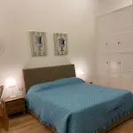 شقة Domus Alfieri Al Colosseo روما