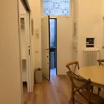 شقة Domus Alfieri Al Colosseo *