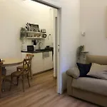 Domus Alfieri Al Colosseo *