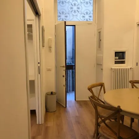 Διαμέρισμα Domus Alfieri Al Colosseo *